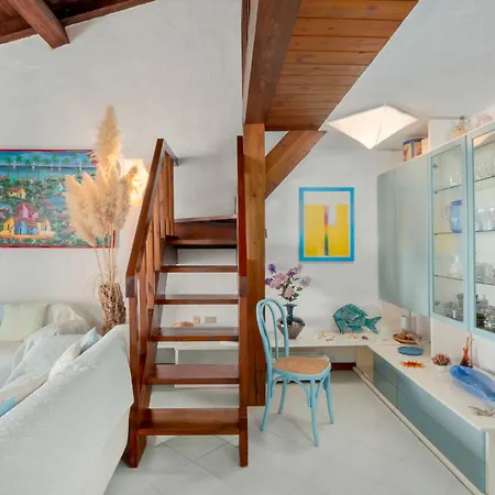 Apartmán As 10 Attico Aldiola