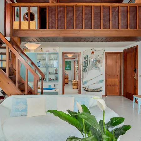 Apartmán As 10 Attico Aldiola